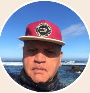 <em><strong>Luis M.</strong></em>